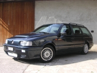 Passat_VR6_RS_bleu_nuit_métal_LA5U.jpg